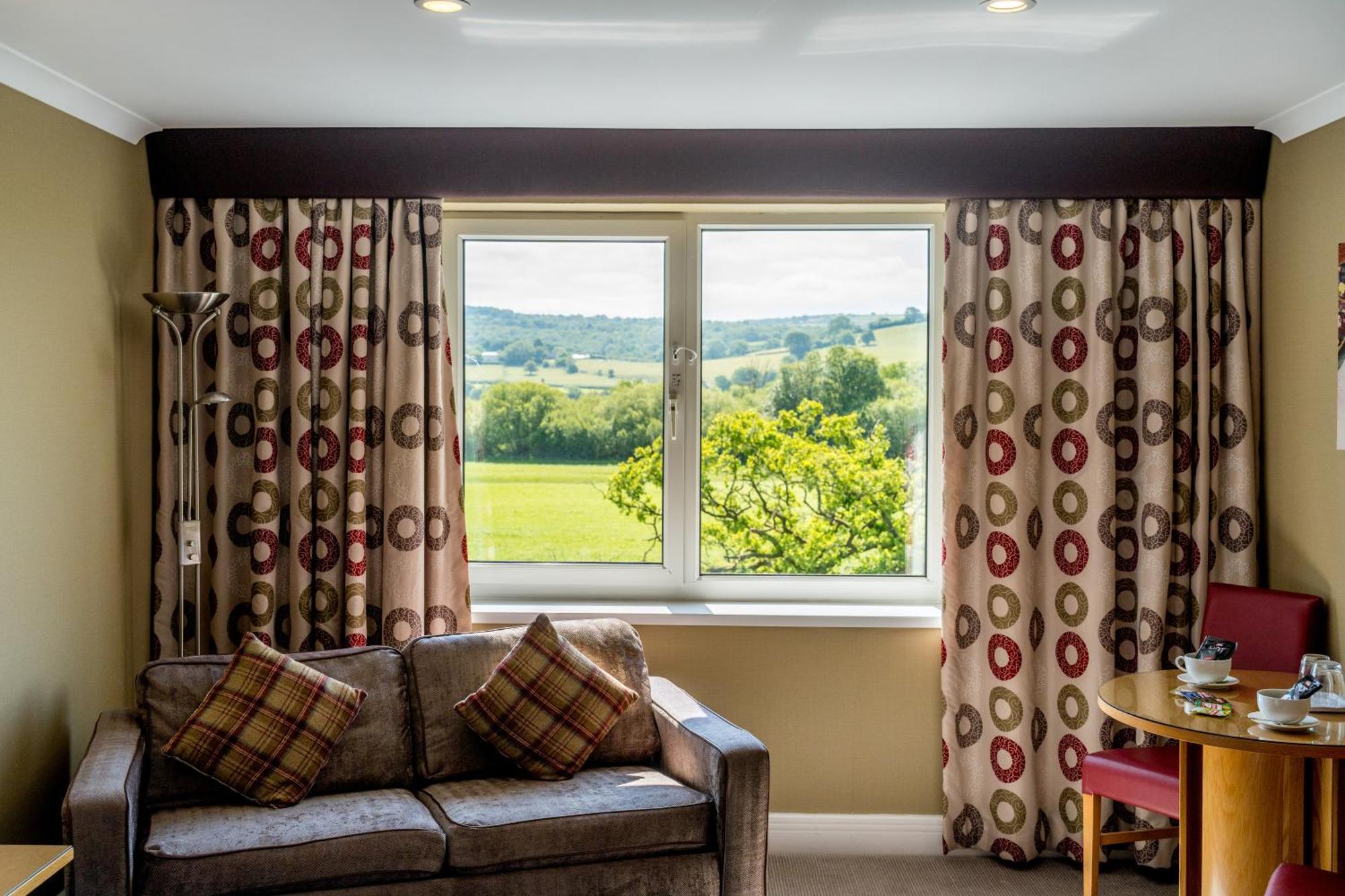 The Plough Inn Llandeilo Luaran gambar